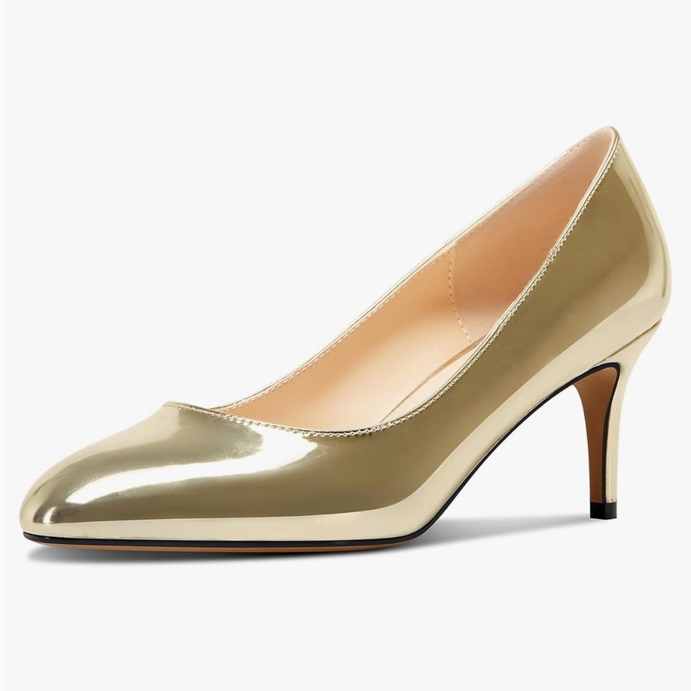 Aachcol Gold Round-Toe Pumps – Size 11.5, New in Box